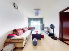 誉港湾花园 3室2厅2卫 精装修 83万元