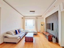 出行方便 带电梯 近医院 临地铁 得房好 刚需两居 明厨明卫