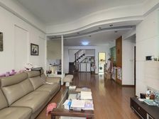 东湖花园六区,成熟小区,人气旺,交通便利!价格可议!