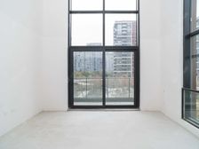 中间楼层 14楼 万科瑧湾汇(原蓝光黑钻) 4室3厅 毛坯