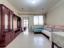 水屯家园南向大客厅 南北通透非顶层 此价就此一套任您随便停车