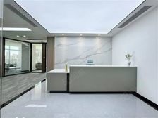 西平地铁口 保时捷中心300平电梯口位置 双面采光