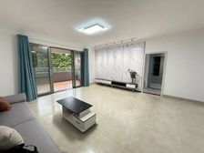 江海广场旁,单价5字头,大5房可以随时看房,拎包入住电梯房