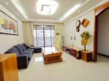 产权清晰 高楼层视野无遮挡 朝南 小三居 精装好房