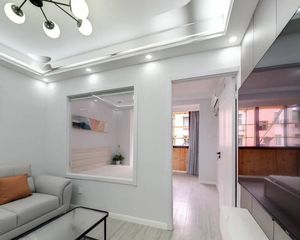 精装修 地段好,地铁口100米,出行方便,配套齐全