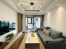 一线临深 单价6字头首付3万拎包入住带车位