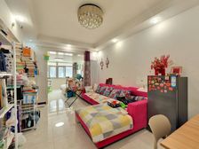 黄村西里 2室1厅 58.39平 一层精装带10平米使用面积