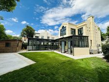 西郊花园别墅 小区在售别墅很少,诚意出售