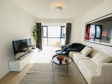 徐家汇核心地段,楼下徐家汇公园,品质小区 额外赠送产权车位!