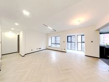 中大君悦金沙七期 电梯小套三 户型方正,对中庭视野开阔