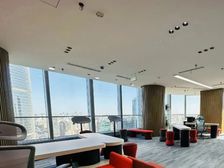 地铁!正对电梯!全明格局!精装!云端视野!CBD财富三期