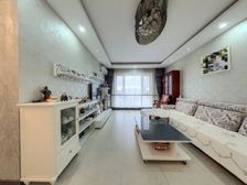 房采光充足,视野开阔,拎包入住,群力商圈