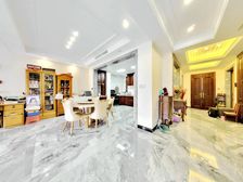 五带六叠拼复式 全新装修 带露台 价格合理全款包更名