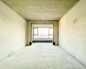 还不出手?单价000多 次新房 地铁口 华豫百佳 龙门实