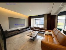 急售 200W全新豪装上叠 拎包入住带大露台 舒适度高 莱电
