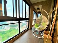 景城品质园林,中央空调带地暖,两梯三户南北通户型,置换急售!