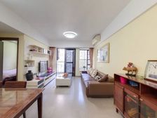 保利心语 此房源满五 东向 安静不喧哗 三房两卫 地段好