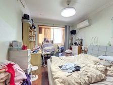 电梯两房 边套双南的户型很少见,一梯两户 精装修带车位