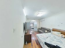内环边上-1楼南北带天井两房-全名-房型好位置棒
