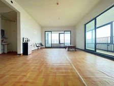 看江大平层 L型落地大阳台 华侨城嘉陵江天 四房 320万