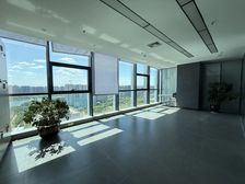 商务区独层独户1300平带家具公摊小高区景观