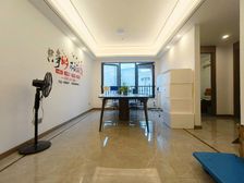 华宇城M2 正规三房 南北通透 三面采光