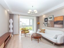 新上対口师三 南北通两房 带固定车位 业主定了新房 加电梯中