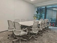 东二环央企大道 保利大厦200平米 精装修 地铁便利 带车位