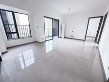 来电谈价!三水御江南 115平3居 南向精装修