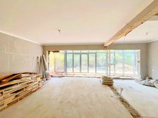 北龙湖南岸临河 美景美之心小区中间毛坯一楼带80平院子 随时