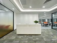 北三环 环球贸易中心500平米 精装 朝南带家具出租