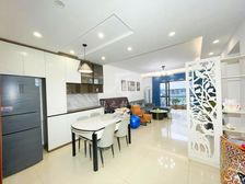 业主诚心出售 户型佳 明日华府 朝向佳