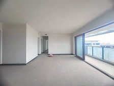 假信息赔1仟 大横厅板式四房 全看中庭 悦来颜 天花板 急售