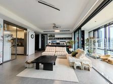 新上!(数据谷)豪装大平层,门口9,10号双轻轨