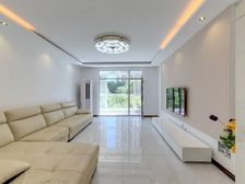 格调竹境 该房源320万带车位· 不带车位305能卖