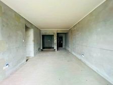 急卖价 !保利品质 轻轨附近 正规四房 有钥匙 随时看