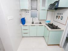 东边套-精装- 1楼- 可拎包入住- 租金可达4000元