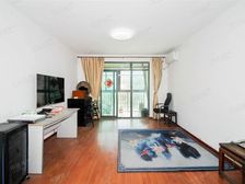 川沙品质小区,地段优越,86平 楼层,南北两房中心位置。