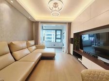 精装交付三房两卫,近地铁,好楼层,业主诚意出售