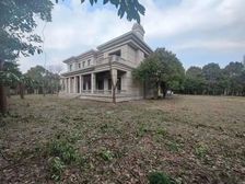 紫园传世经典户型,业主急售,花园1800平,东临河随时看