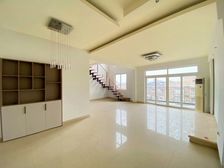 九龙半岛!顶跃!带大露台!杨家坪商圈 电梯房 视野开阔