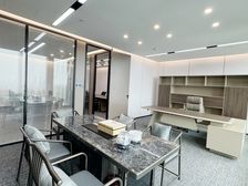 南城CBD知名写字楼,UCC高层轻奢精装200平,拎包办公