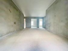 百平大花园洋房,轻轨门口,商业成熟,三甲九院,公园门口。