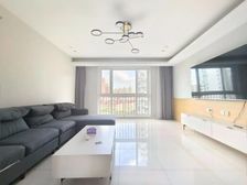 电梯高区四开间朝南(房东已买滨江壹号院 )出价就谈