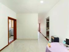 交通便捷 高楼层视野好 刚需小三居 医疗配套成熟 商圈成熟