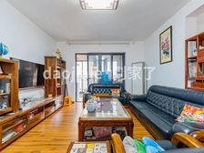 东泰禾 香开新城四房320万