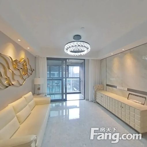 保利天悦 3室2卫2厅 地理位置佳 绿化环境优越整洁 地铁