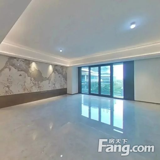 随时可看房 保利鱼珠港 4室3卫2厅 240平豪华装修