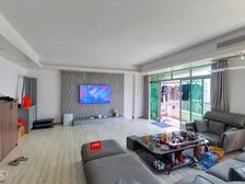 全明格局!!户型方正!!业主急出售大降价!!