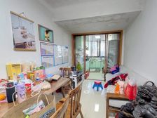 一楼,诚心出售,近地铁九号线曹路站和三甲长征医院,满五年